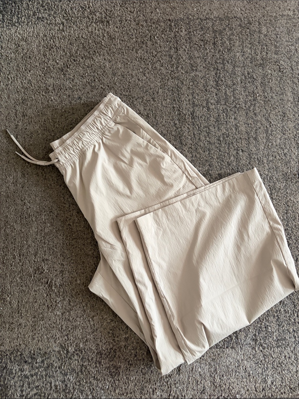 Athleta Midday Cropped Pant sz M